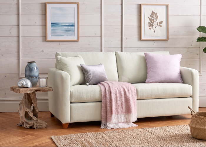 Coastal Interior Design - 10 Coastal Living Room Ideas